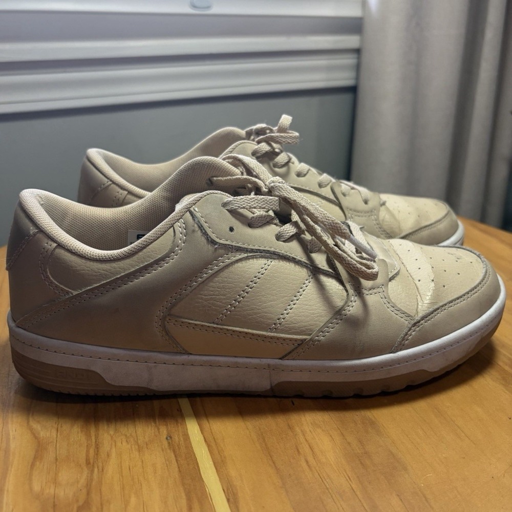 AND1 Beige Low Top Lace-Up Athletic Sneaker Casual Activewear Rubber Size US 8.5